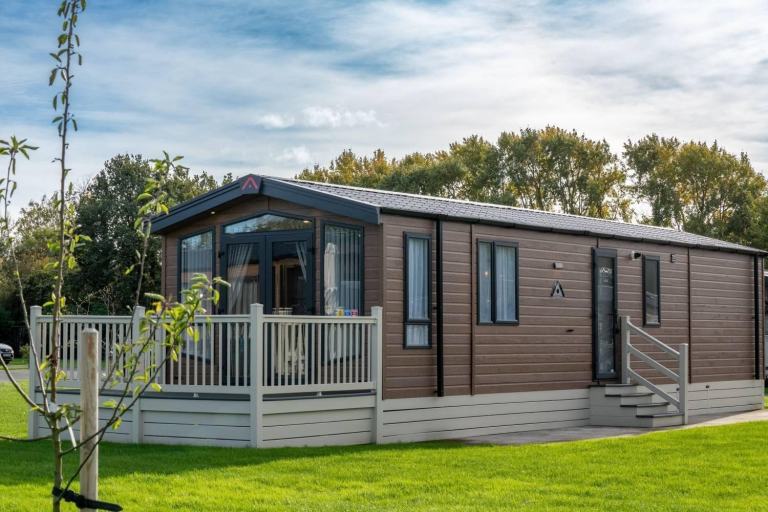 Atlas Status in East Riding of Yorkshire  - Lodge / Caravan 