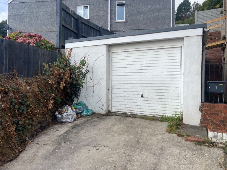 Morriston large garage