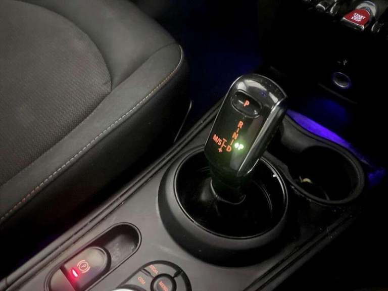 2021 MINI Countryman 1.5 Cooper Classic Steptronic Euro 6 (s/s) 5dr Automatic SUV Petrol Automatic