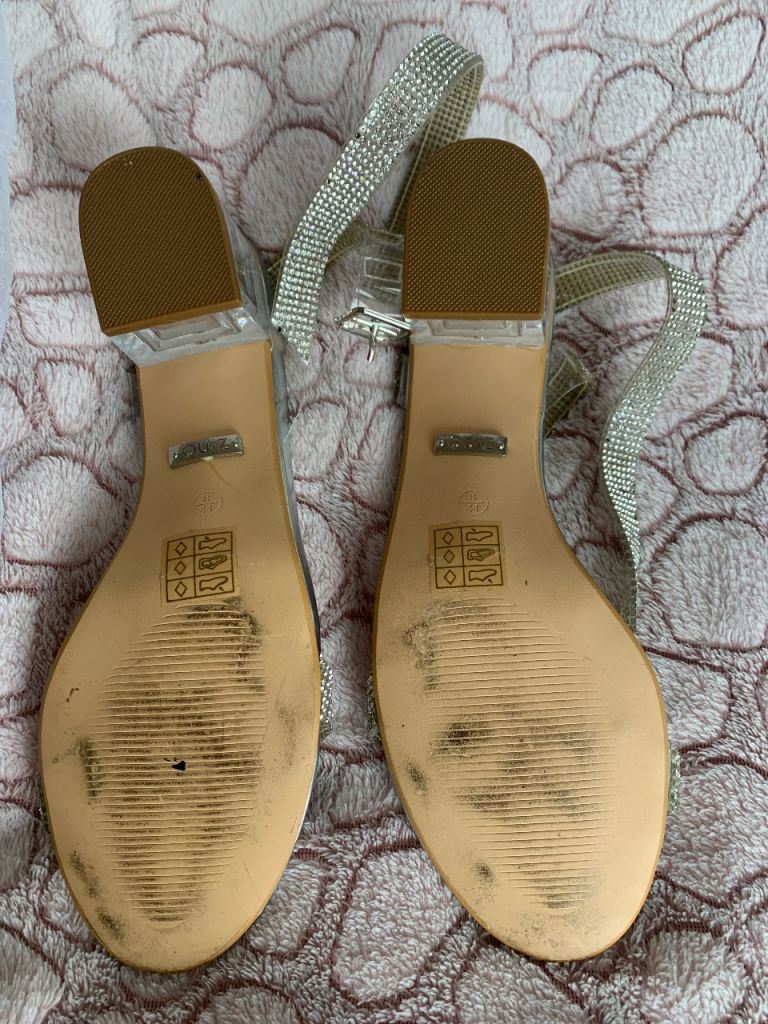 Size 8 Sparkly Quiz Sandals