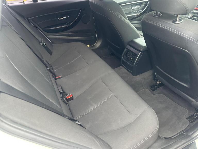 BMW 3 SERIES 2.0 318d Sport Touring Auto Euro 5 (s/s) 5dr 2013