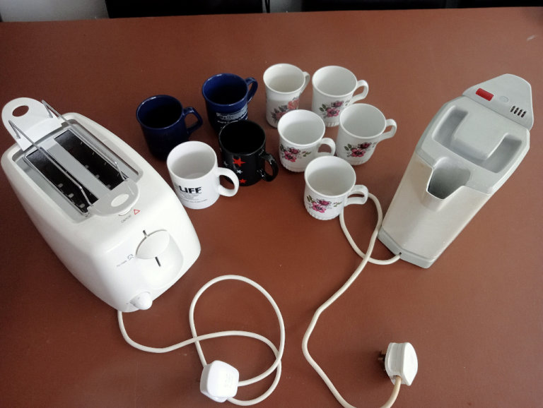 Kitchen package, Kettle, Toaster & cups