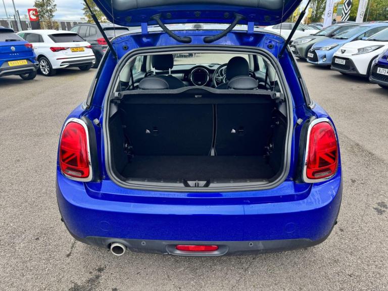 2020 MINI Hatch 1.5 Cooper Classic II 3dr HATCHBACK PETROL Manual