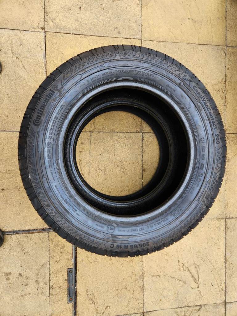 Pair of Continental ContiVanContact 200 Commercial Tyres 205/65 R16 C tyres. 8/9mm tread.