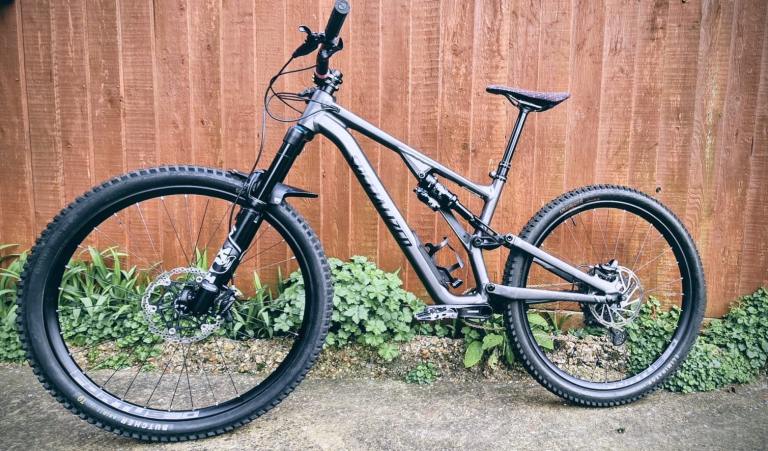 Specialised full suspension mountain bike 