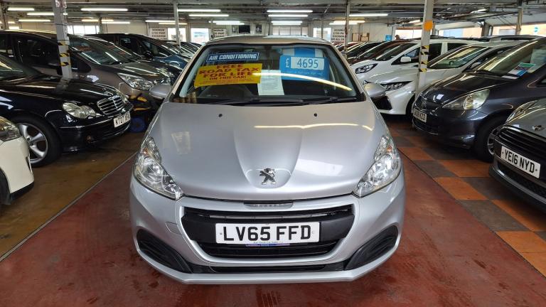 2015 Peugeot 208 1.0 PureTech Access 5-Door From £3,895 + Retail Package HATCHBACK Petrol Manual
