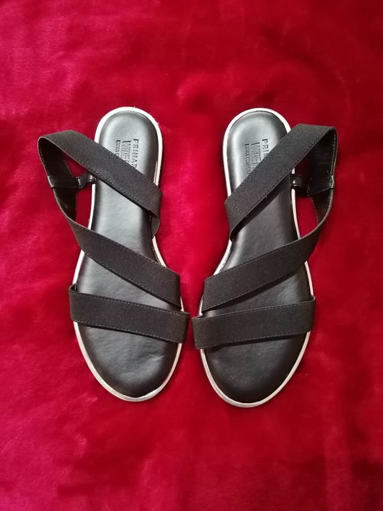 New women's sandals