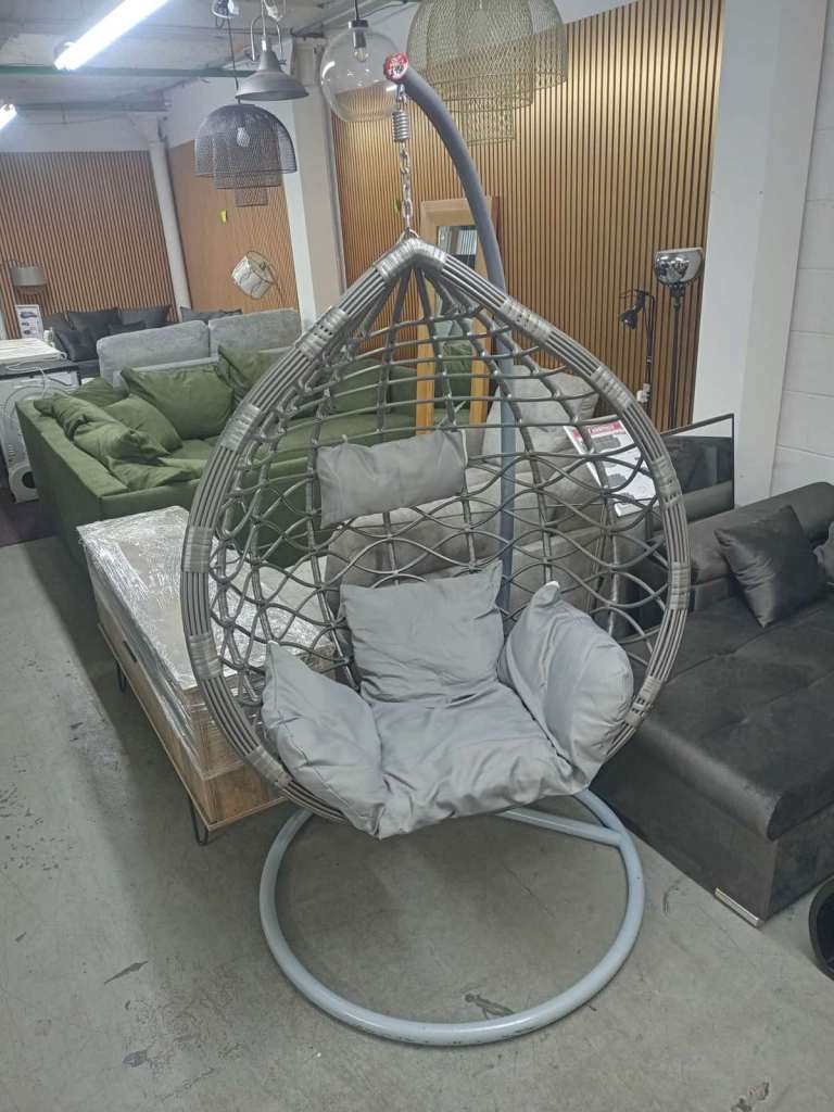 Ex display Swinging Egg Chair 