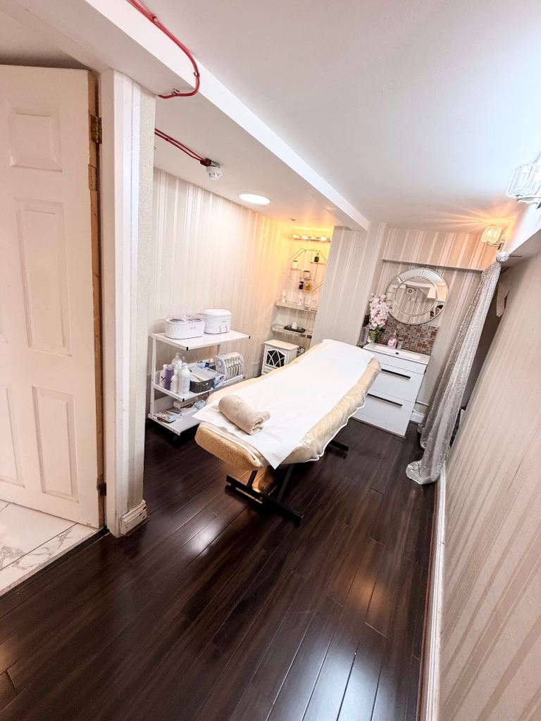 Beauty rooms for rent in central London
