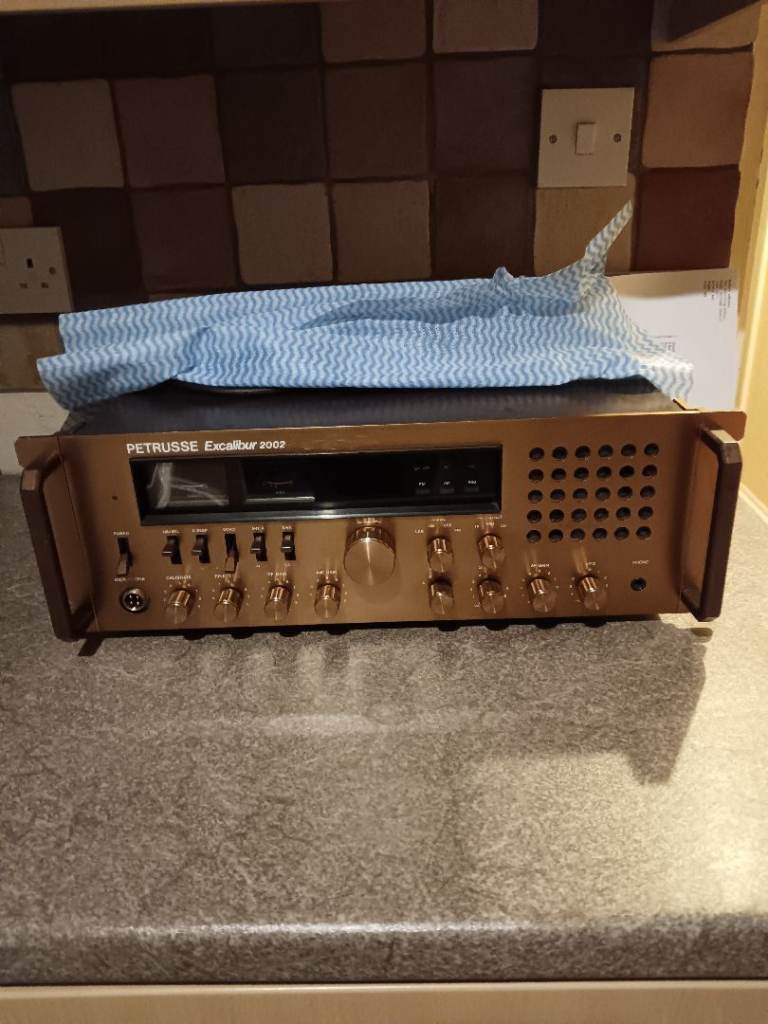 Wanted cb radios or ham radios 