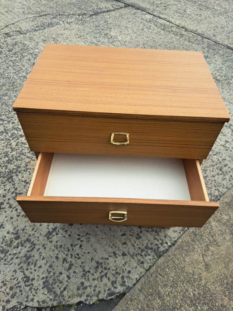 4 drawer brown wood small chest of drawers