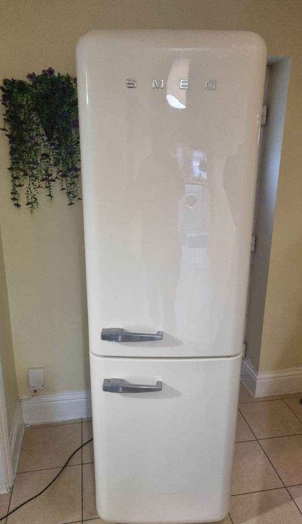 Smeg fridge freezer