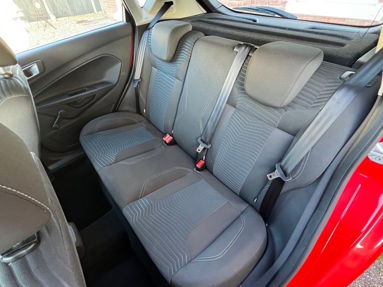 Ford Fiesta 1.0 Zetec – FSH – £20 Road Tax – 5 Door – Long MOT – Lovely Car