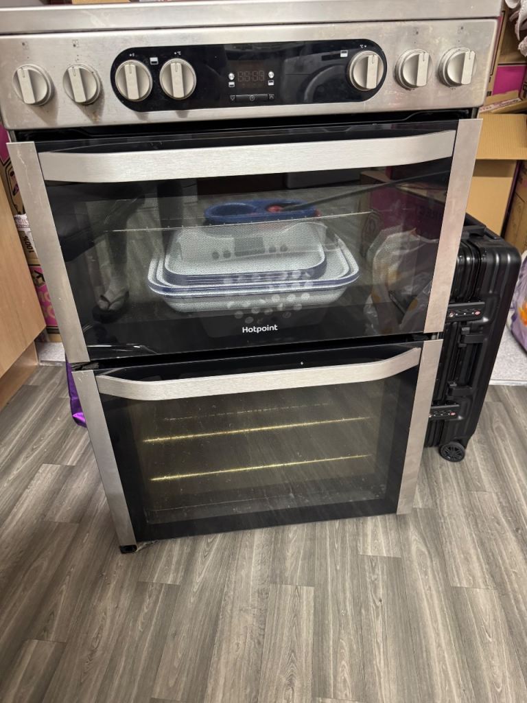 Hotpoint H6G91/WHC/UK Electric Cooker – Silver, Good Condition