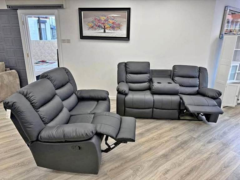 Brand New Roma Recliner Leather Sofa Black & Grey Color Corner Sofa 3+2 Seater Sofa >> Order Now >>