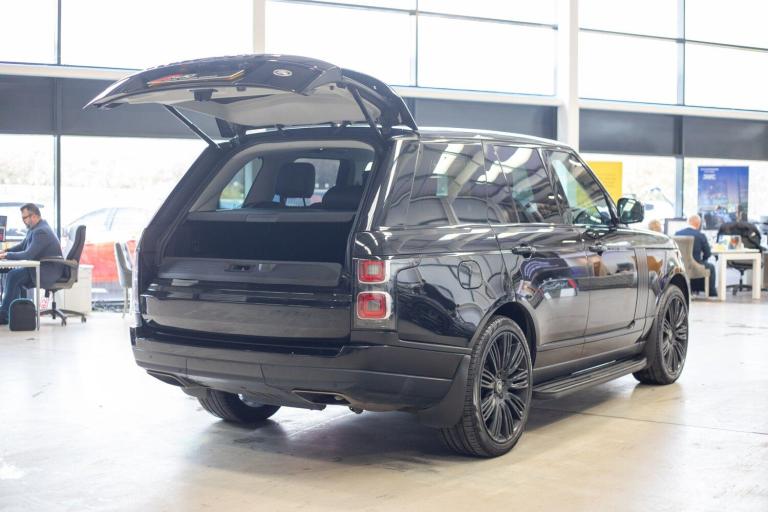 2019 Land Rover Range Rover 4.4 SDV8 Vogue 4dr Auto ESTATE DIESEL Automatic