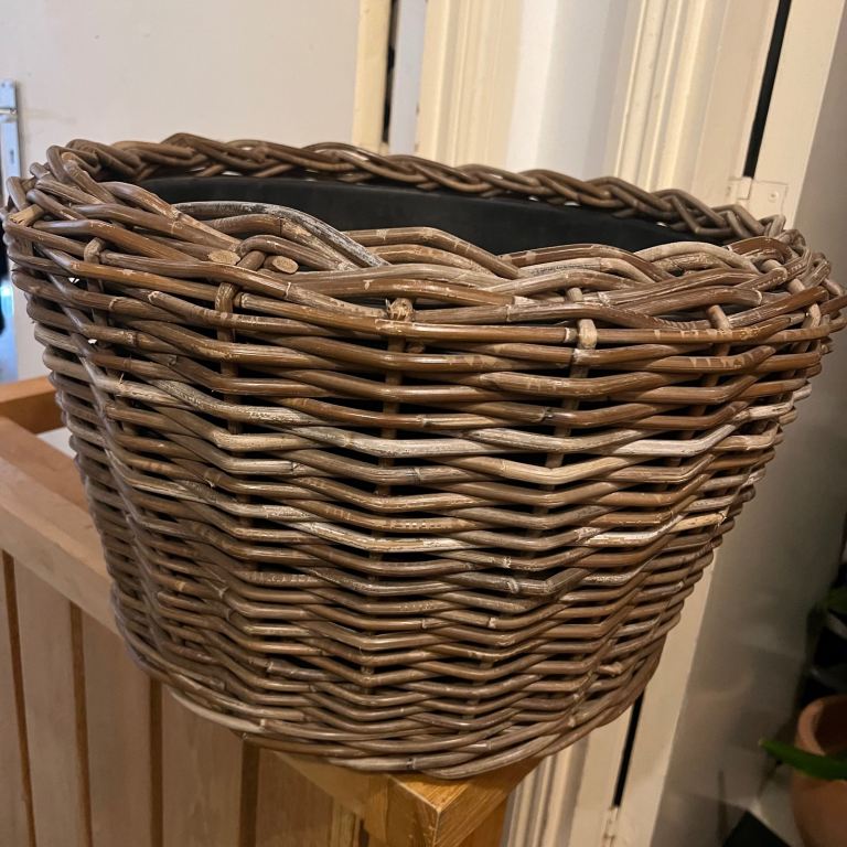 Extra large wicker basket plant pot 