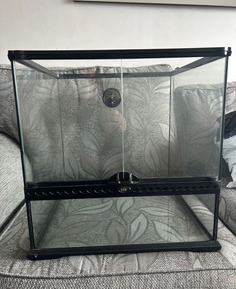 Vivarium, tank, Exo terra tank with extras 