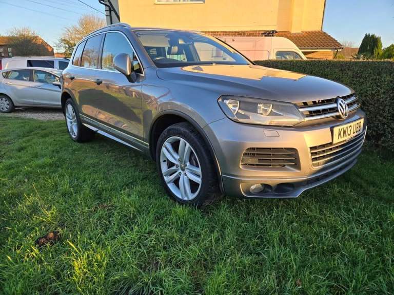 Volkswagen, TOUAREG, Estate, 2013, Semi-Auto, 2967 (cc), 5 doors