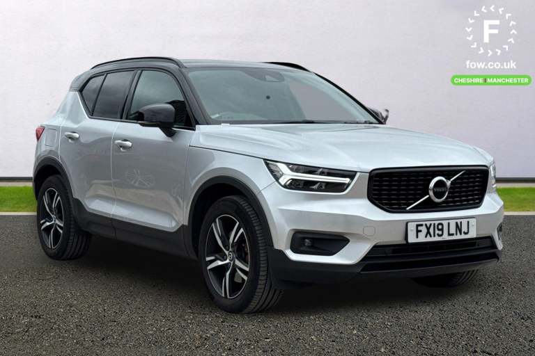 2019 Volvo XC40 2.0 T4 R DESIGN 5dr AWD Geartronic Estate PETROL Automatic