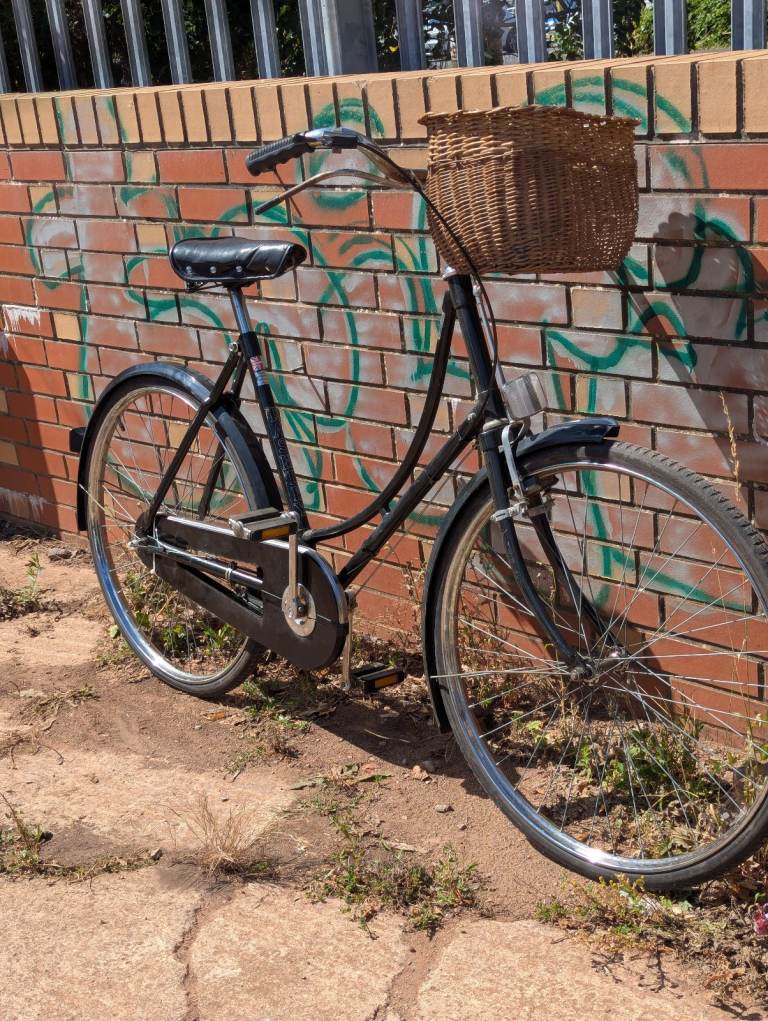Pashley vintage Dutch style loop frame bike Bristol UpCycles 