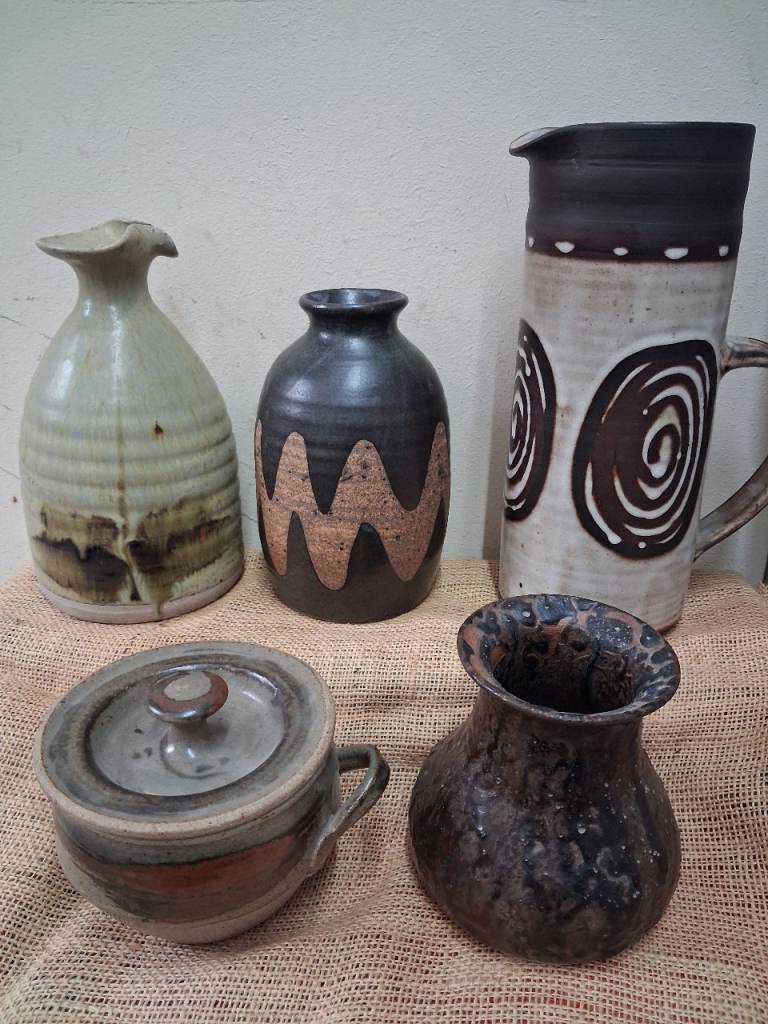 5 pieces Cornish 1970s pottery