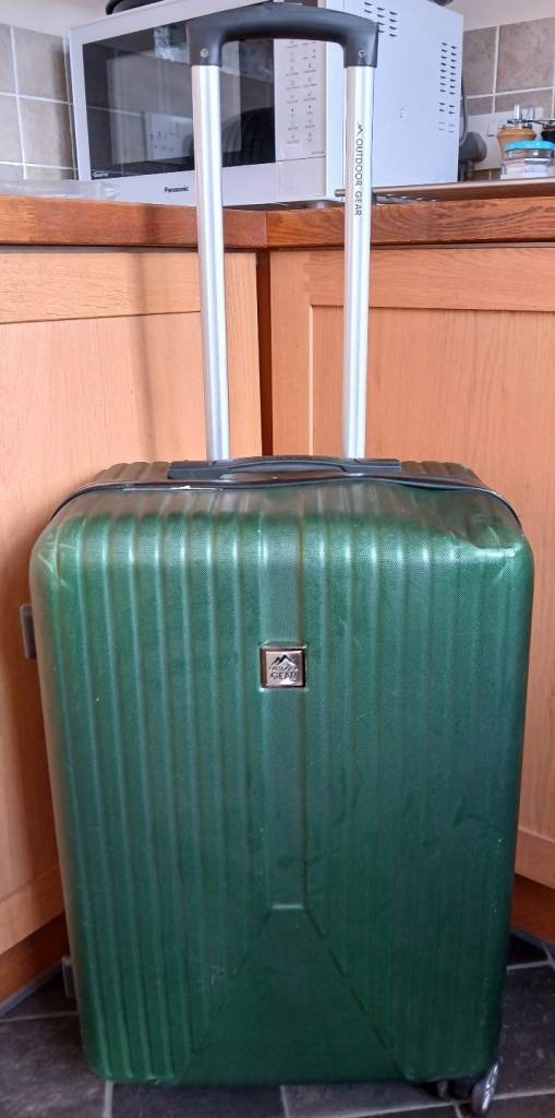 Outdoor Gear Bottle Green Hard Large 3 Wheel Suitcase