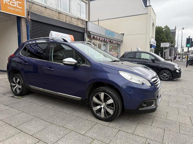 PEUGEOT 2008 1.6 e-HDi Allure 2014