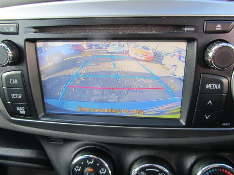 TOYOTA YARIS 1.3 Dual VVT-i TR 2012