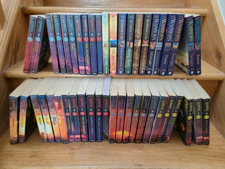 SOLD: Erin Hunter Warriors aka Warrior Cats - 46 books