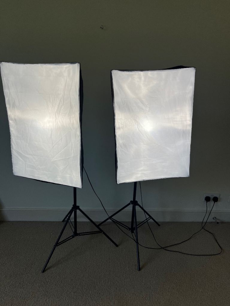 Studio soft box lighting set white light adjustable tripod stands