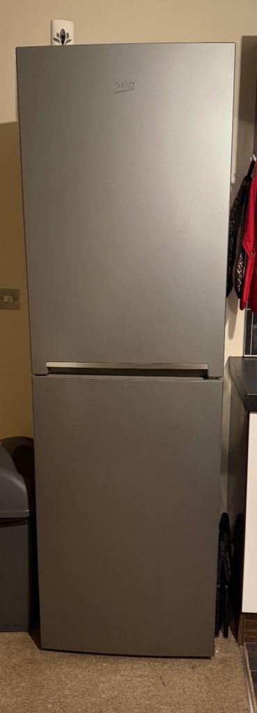 FREE - Fridge freezer 