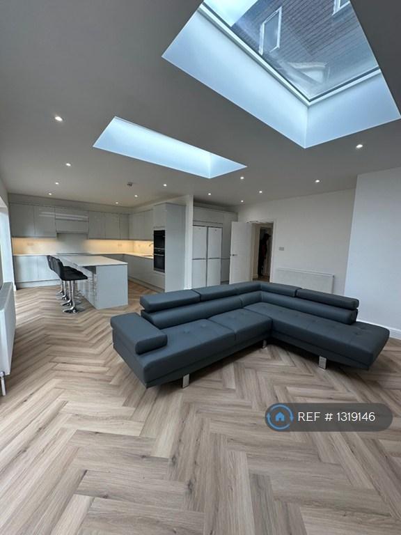 1 bedroom in Osborne Road, Watford, WD24 (#1319146)