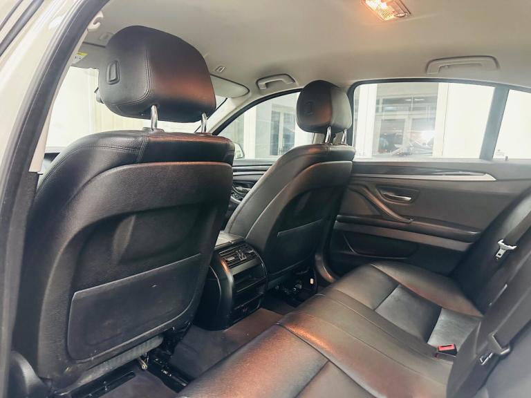 2015 BMW 5 Series 520d [190] SE 4dr Step Auto SALOON DIESEL Automatic