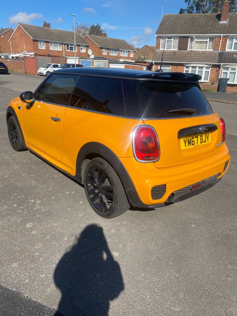 Mini Cooper (JCW Sports Pack) 