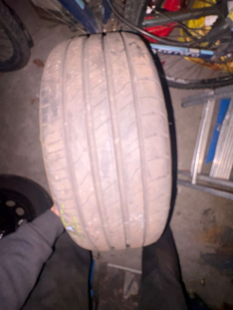 Good year tyre 215/55/17