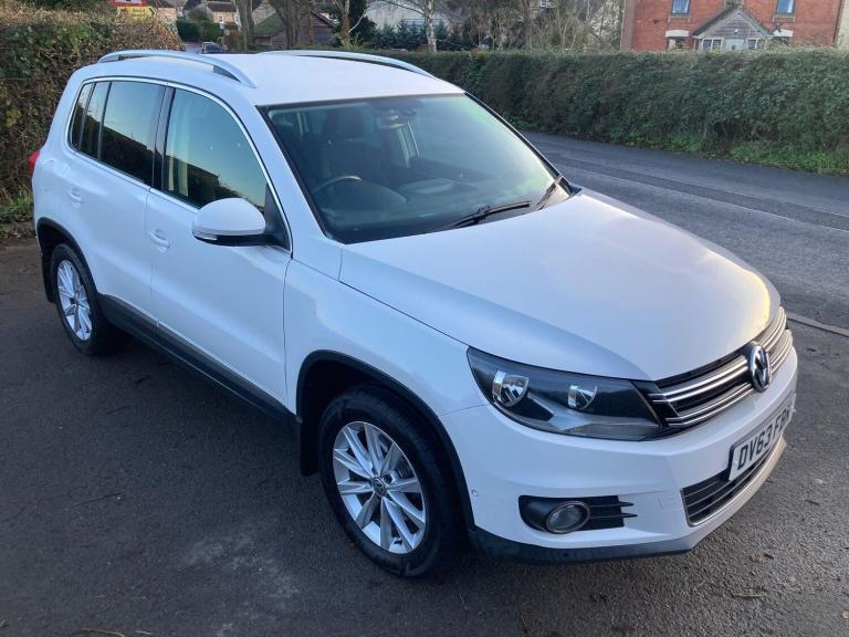 2013 Volkswagen Tiguan 2.0 TDI BlueMotion Tech SE 4WD Euro 5 (s/s) 5dr ESTATE Diesel Manual