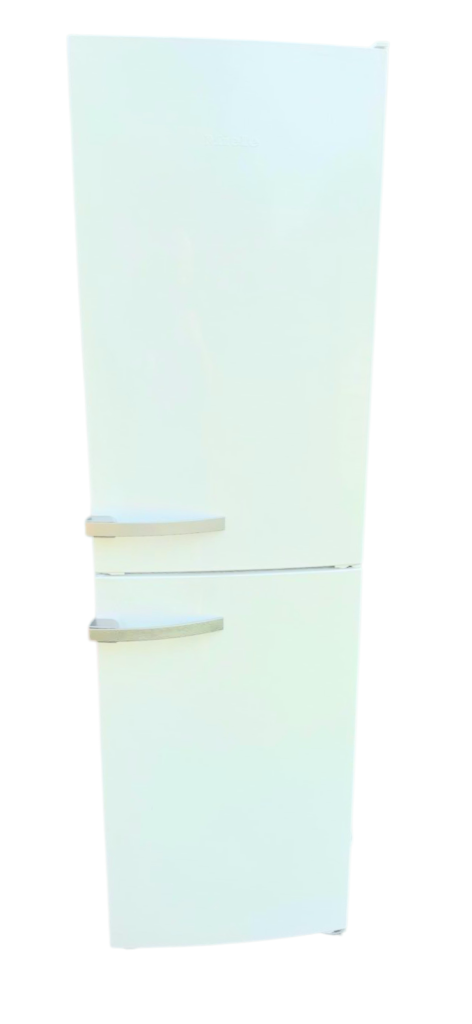 XXXL Miele Fridge Freezer Fan Assisted With Instructions Free Delivery