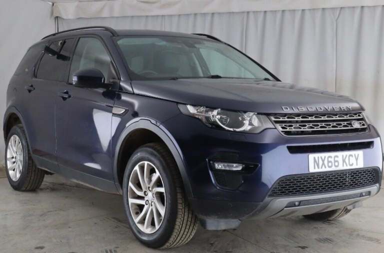 Land Rover Discovery Sport 2.0 TD4 SE Tech 4WD Euro 6 (s/s) 5dr Diesel Manual