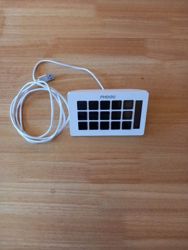 FHOOU USB Numpad – White, Good Condition