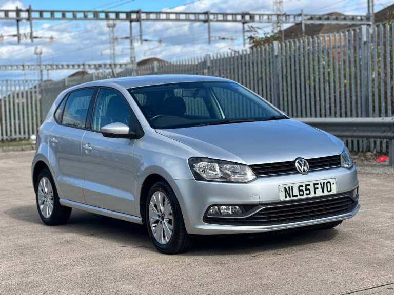2015 Volkswagen Polo 1.0  5dr HATCHBACK Petrol Manual
