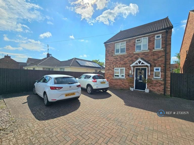 3 bedroom house in Bourne Road, Spalding, PE11 (3 bed) (#2730571)