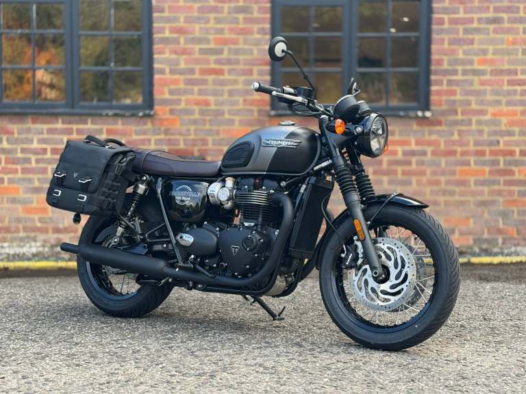 2026 TRIUMPH BONNEVILLE T120 BLACK