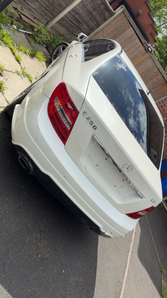 2012 Mercedes C250 2.1 CDI Turbo Diesel AMG Sport Saloon NON RUNNER SPARES OR EXPORT COMPLETE CAR