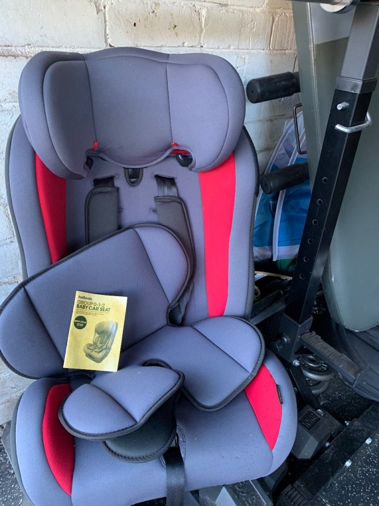 Halford’s car seat