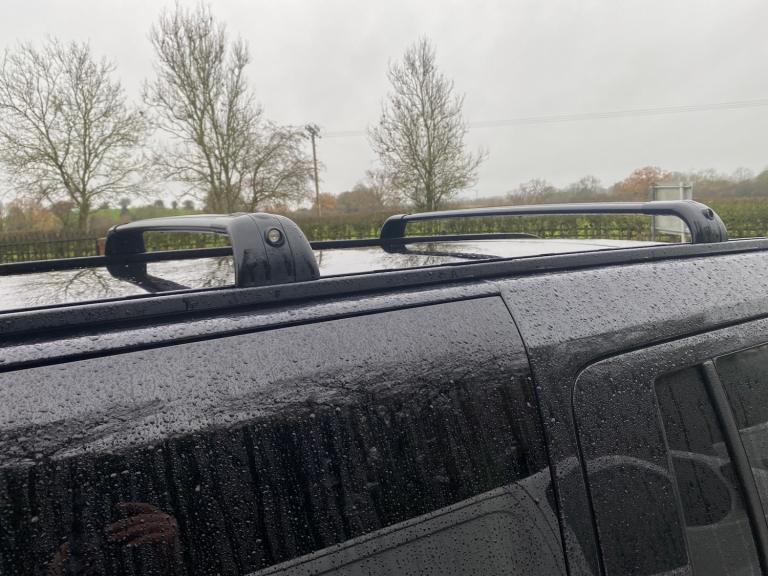 2015 Land Rover Discovery 3.0 SDV6 HSE 5dr Auto 7 Seats  ESTATE Diesel Automatic