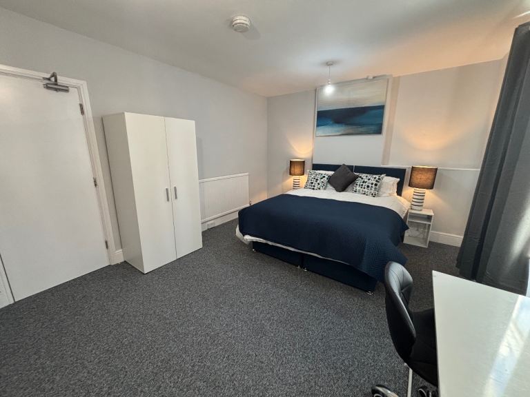 Modern furnished rooms available 