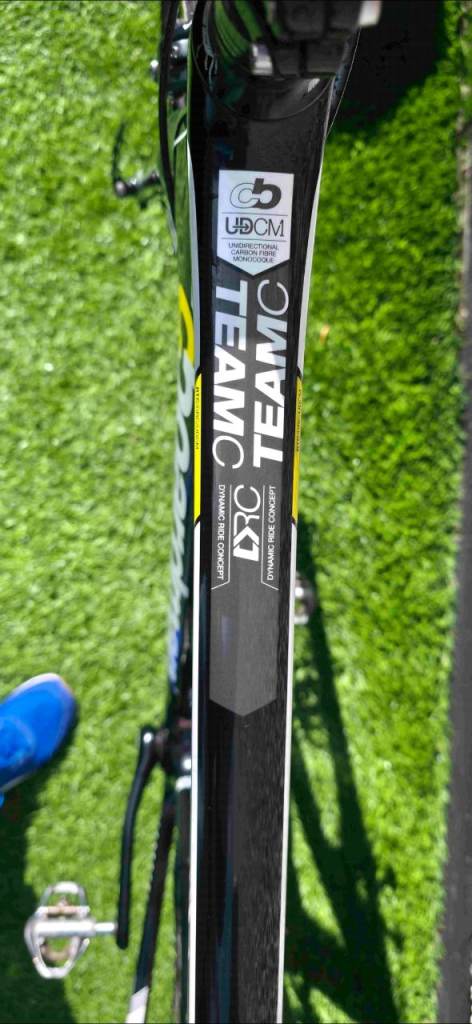 Boardman team carbon road bike 