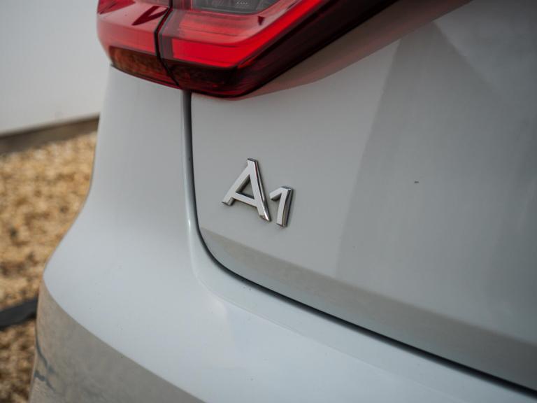 2022 Audi A1 1.0 TFSI 30 Technik Sportback Euro 6 (s/s) 5dr HATCHBACK Petrol Manual