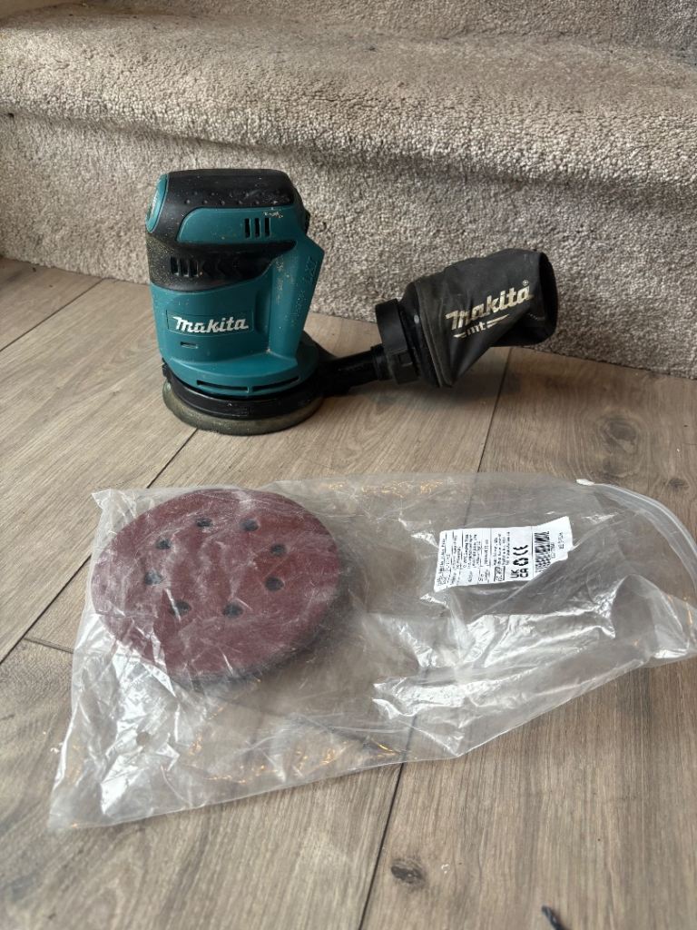 image for Makita 18v sander 